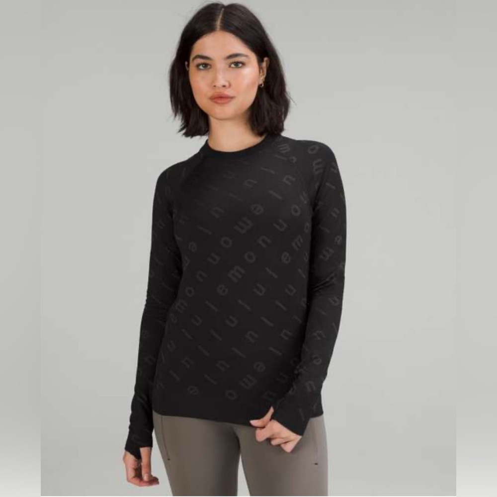 Lululemon Rest Less Pullover Logo Letter Black Graphite Grey Seamless Top Size 8